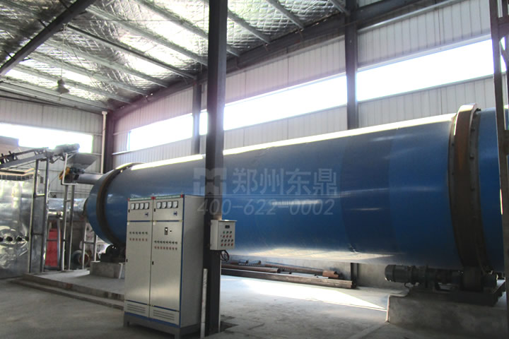 專業(yè)提供鍋爐燃燒用木片烘干機(jī)設(shè)備，木片烘干機(jī)解決木片、樹枝、樹皮物料烘干難題，烘干產(chǎn)量大，品質(zhì)好。